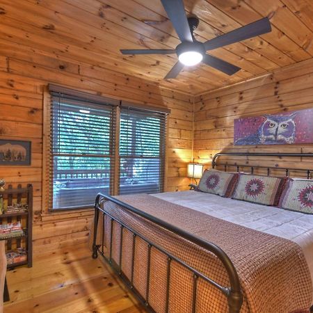 Bearfoot Ridge Wood-Burning Fireplace Cozy Hot Tub Serene Views Ellijay Exterior photo