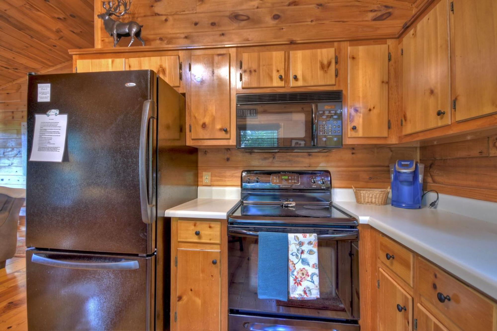 Bearfoot Ridge Wood-Burning Fireplace Cozy Hot Tub Serene Views Ellijay Exterior photo
