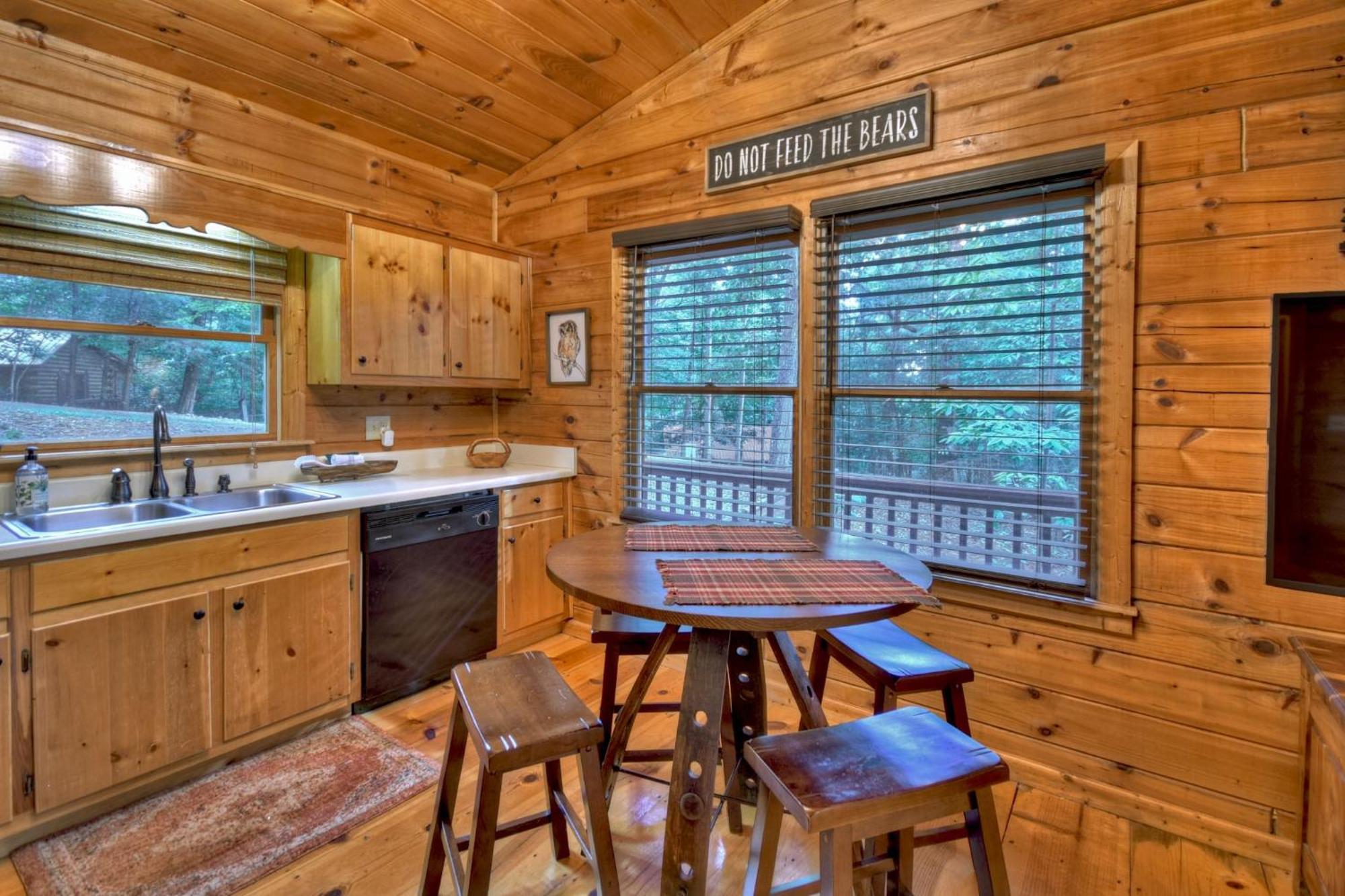 Bearfoot Ridge Wood-Burning Fireplace Cozy Hot Tub Serene Views Ellijay Exterior photo